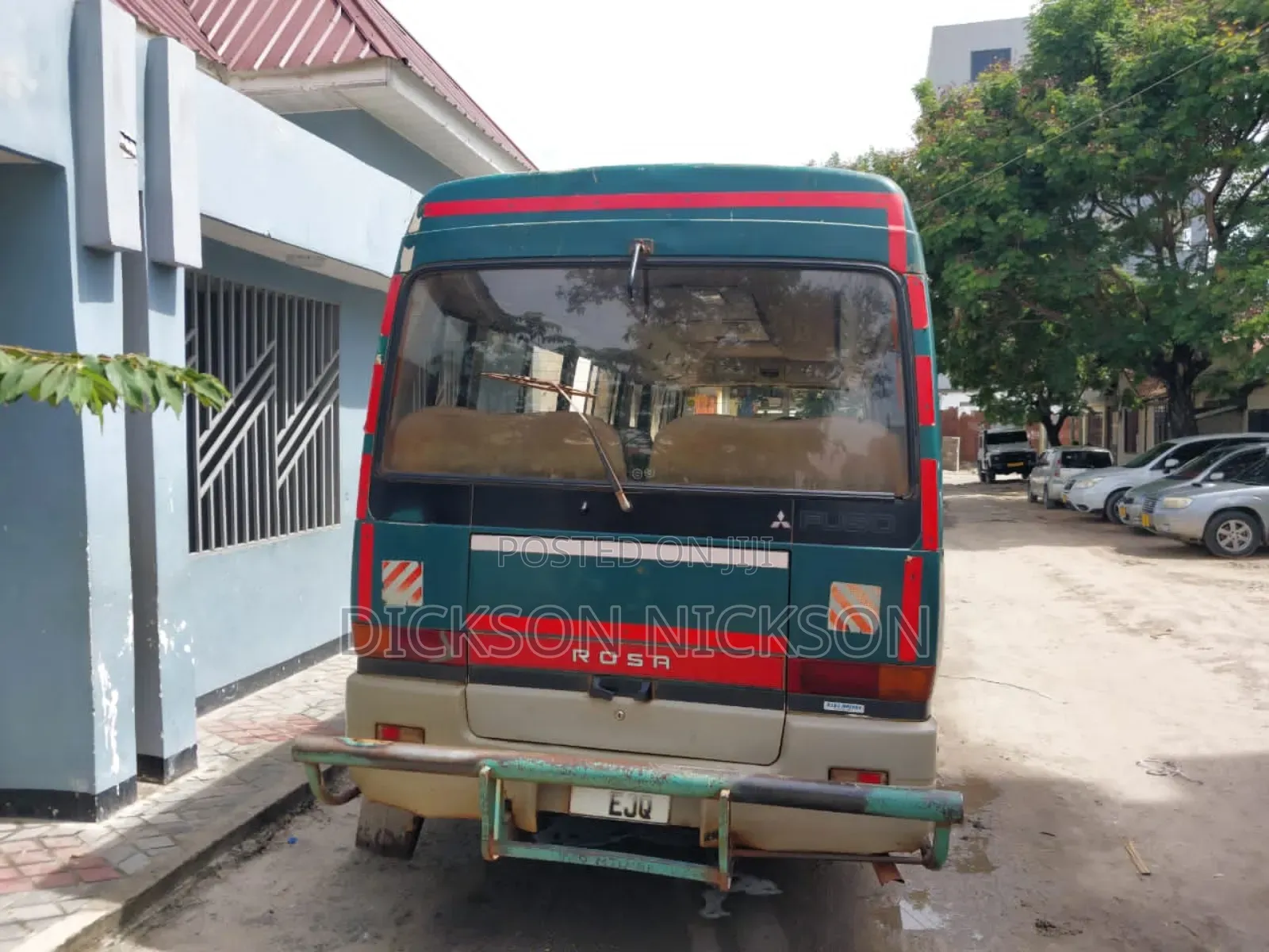 Mitsubishi Fuso Rosa 2000 Blue