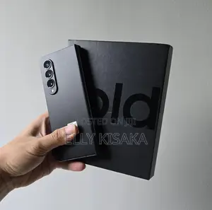 New Samsung Galaxy Z Fold4 256 GB Black
