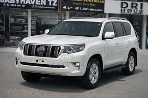 Toyota Land Cruiser Prado 2.8 2019 White