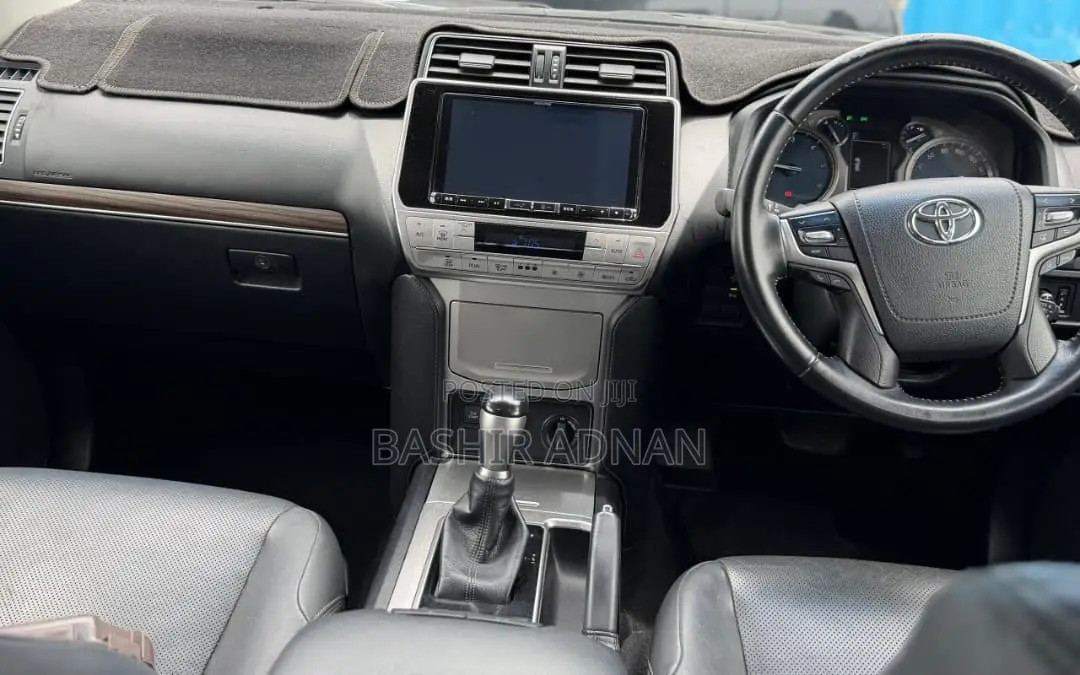 Toyota Land Cruiser Prado 2.8 2019 Black