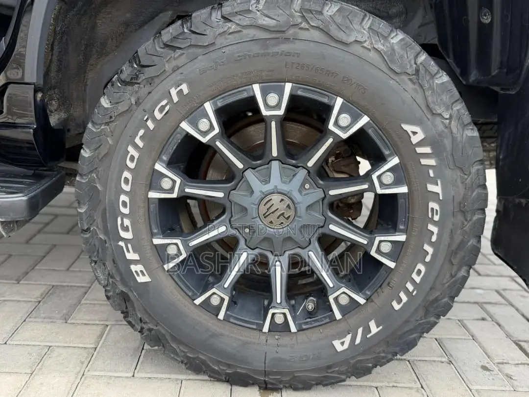 Toyota Land Cruiser Prado 2.8 2019 Black
