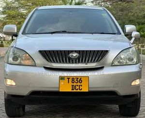 Toyota Harrier 2004 Silver