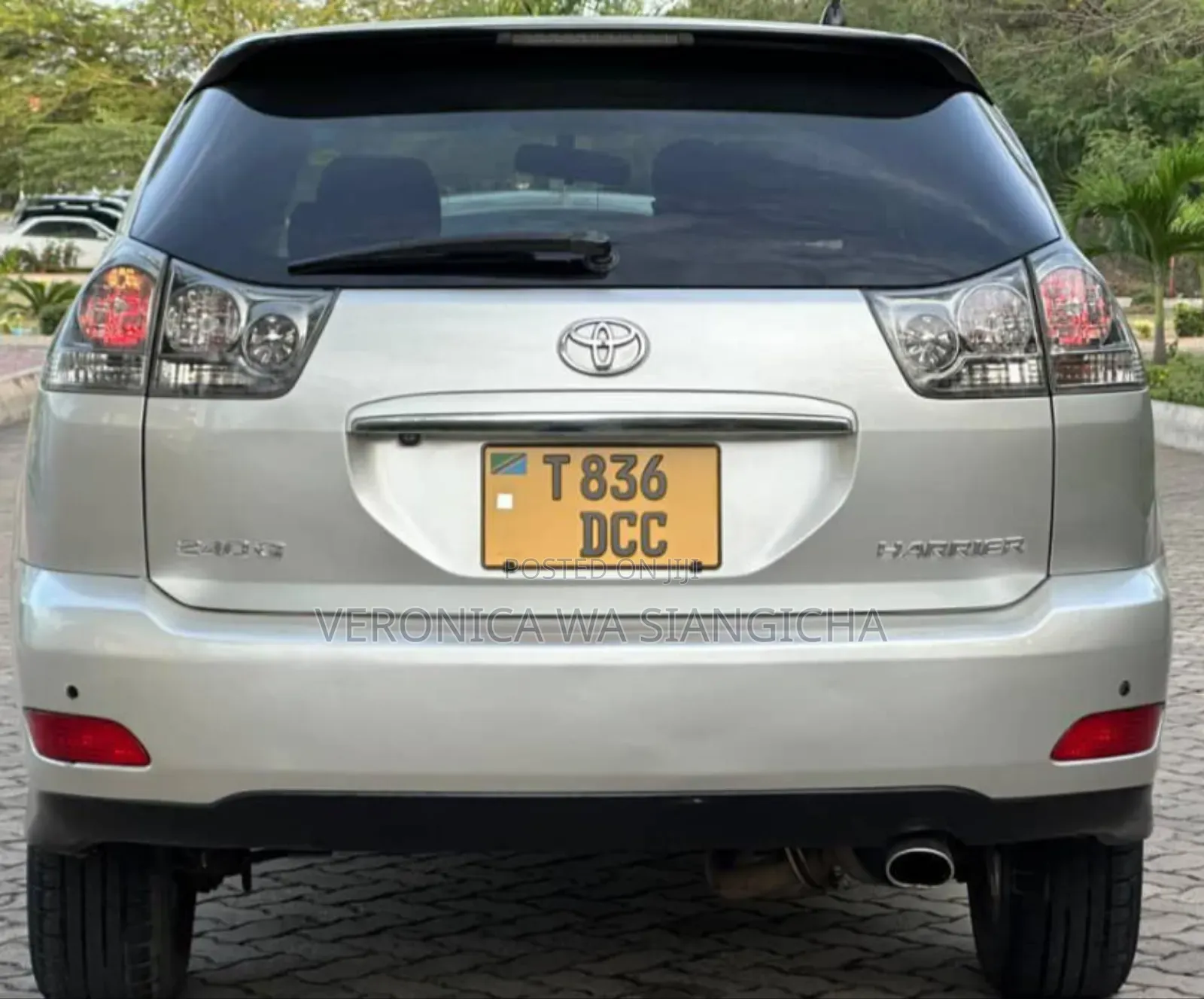 Toyota Harrier 2004 Silver