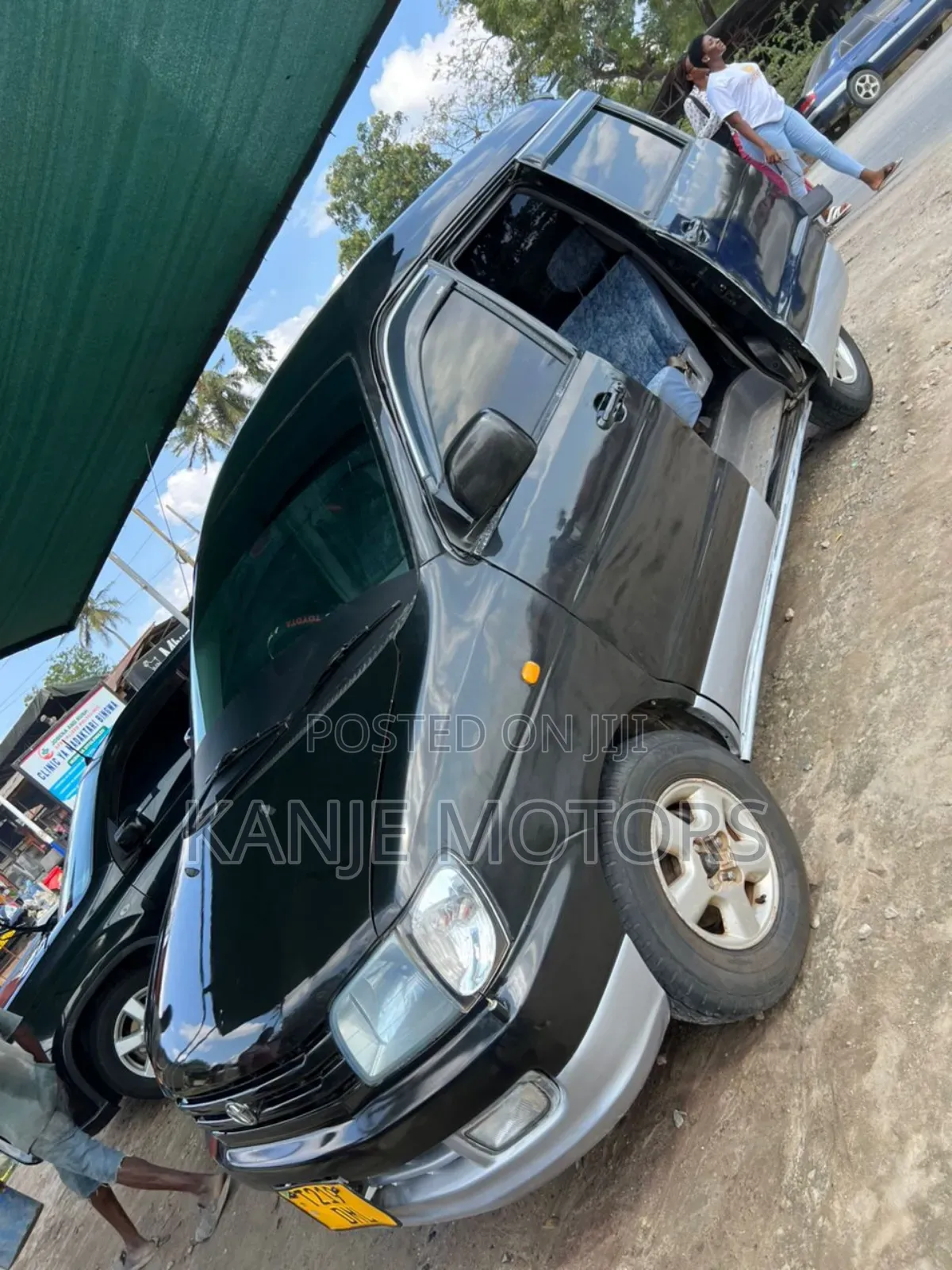 Toyota Noah 2003 Black