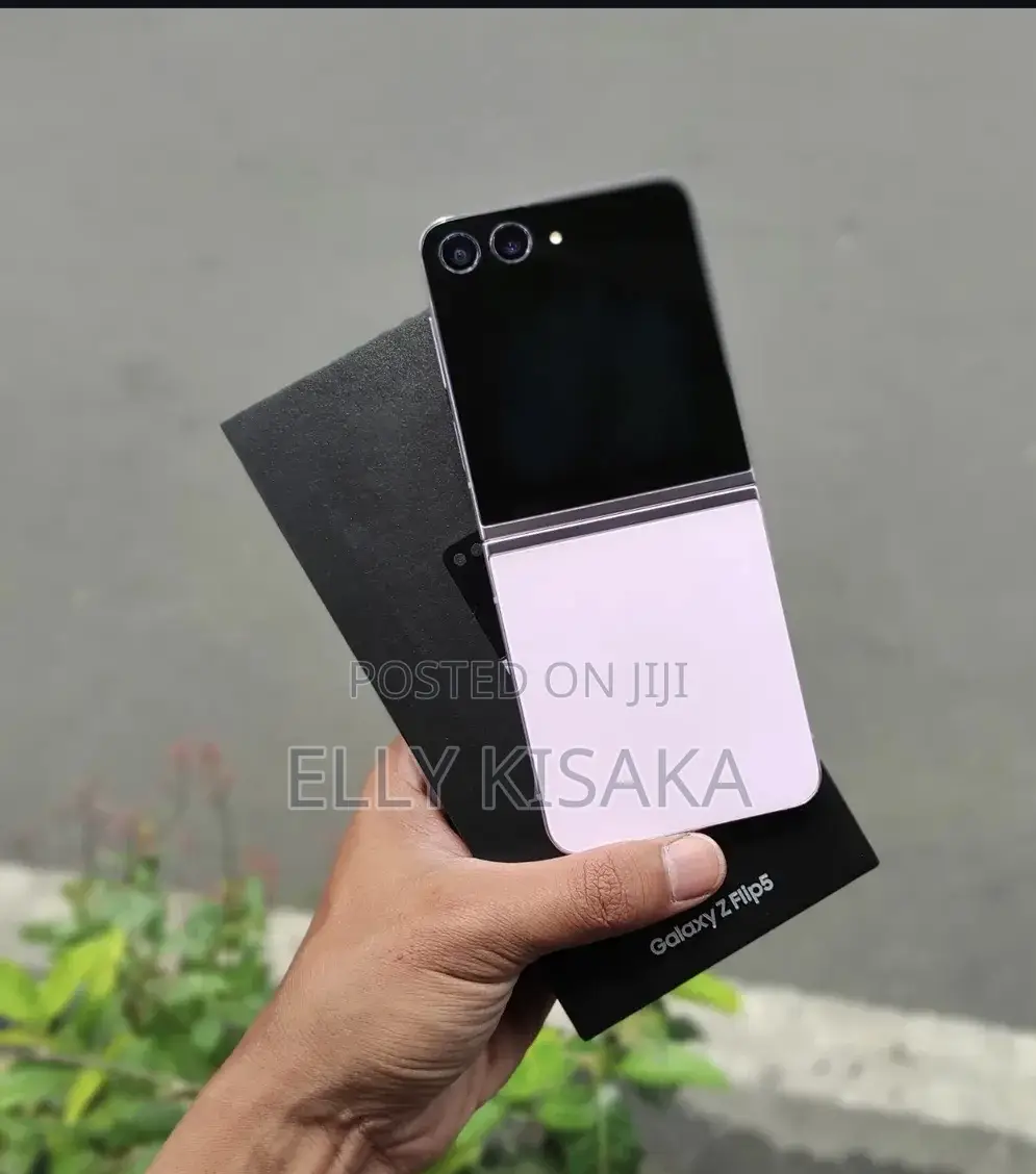 New Samsung Galaxy Z Flip 5 256 GB Black