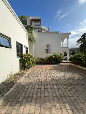 4bdrm Villa in Masaki Slipway for rent