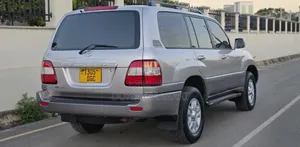 Toyota Land Cruiser 2000 Silver