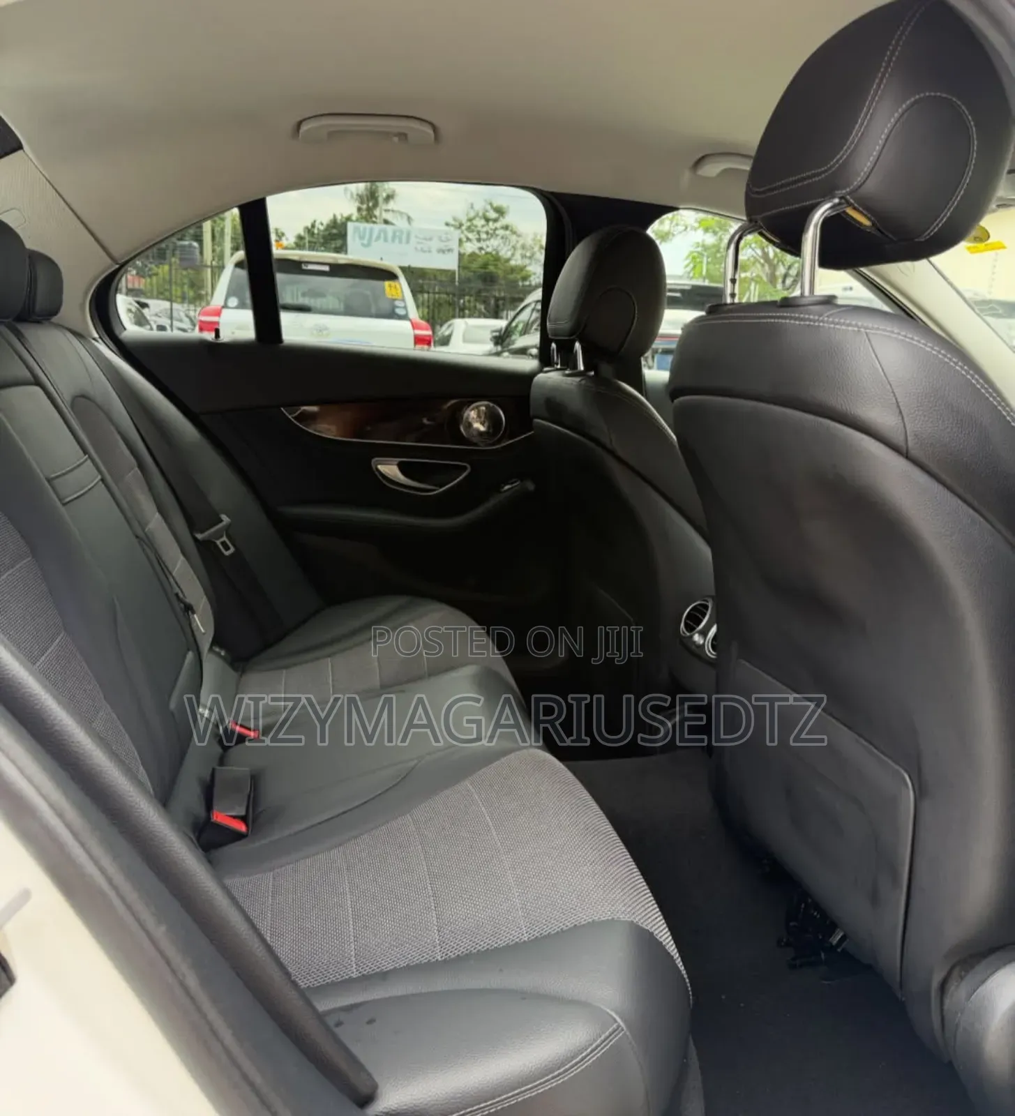 Mercedes-Benz C-Class C 200 (W205) 2015 Pearl