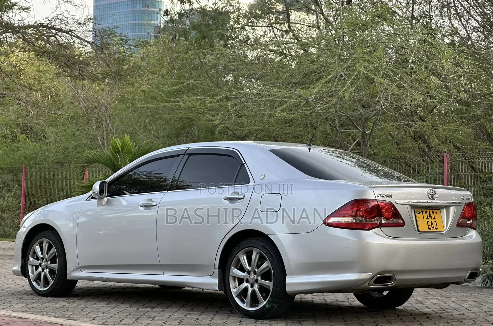 Toyota Crown 2009 Silver