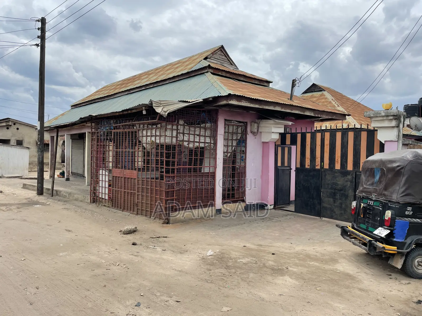 10bdrm Apartment in Mbagala for sale