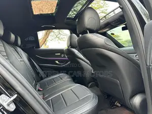 Mercedes-Benz E200 2017 Black