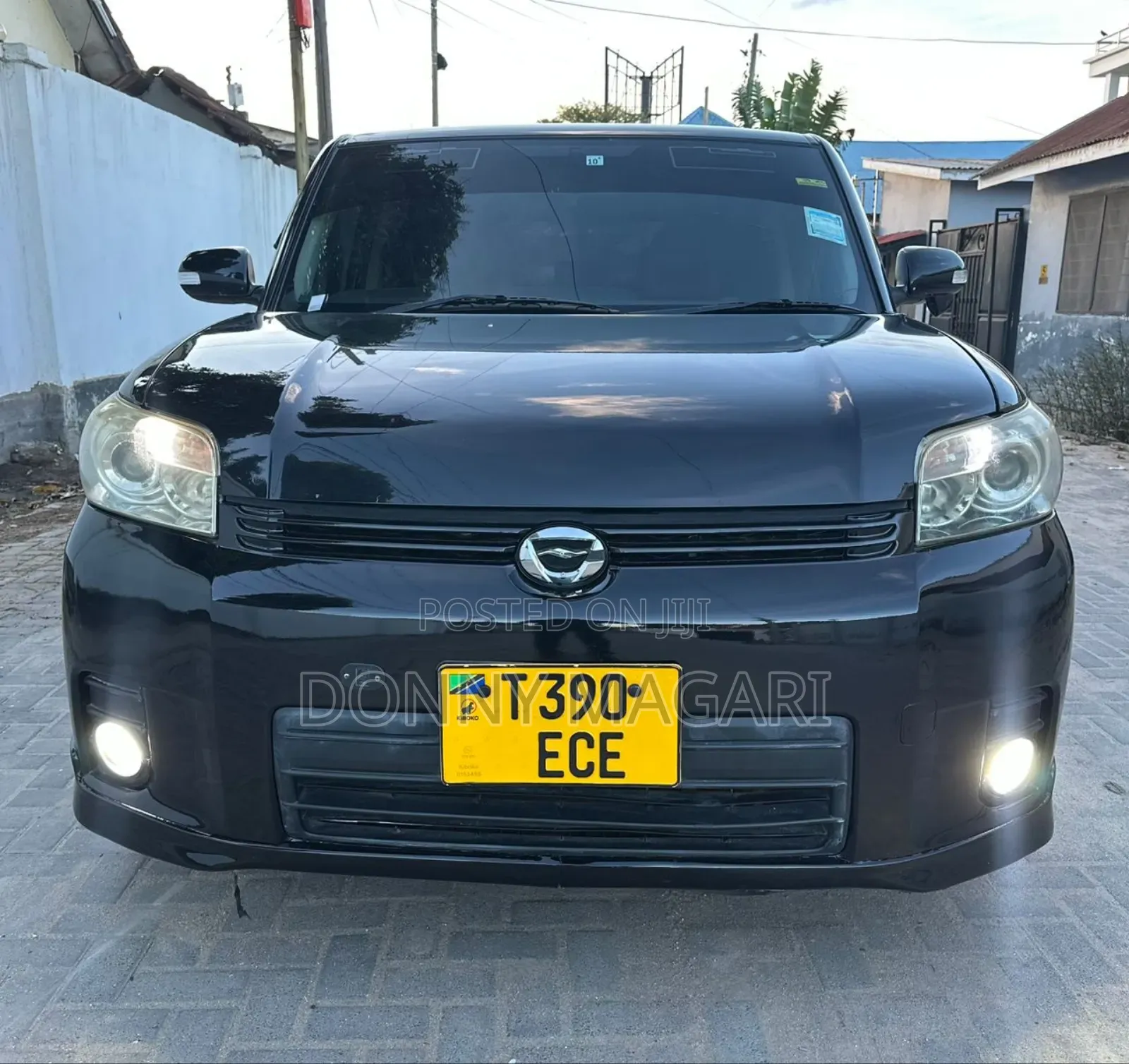 Toyota Corolla Rumion Hatchback 1.5 FWD 2009 Black