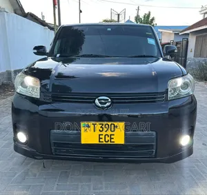 Toyota Corolla Rumion Hatchback 1.5 FWD 2009 Black