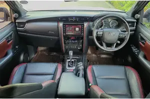 Toyota Fortuner 2.8 D AWD 2023 Pearl