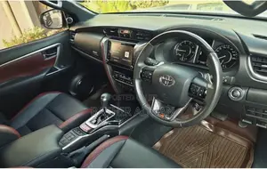 Toyota Fortuner 2.8 D AWD 2023 Pearl