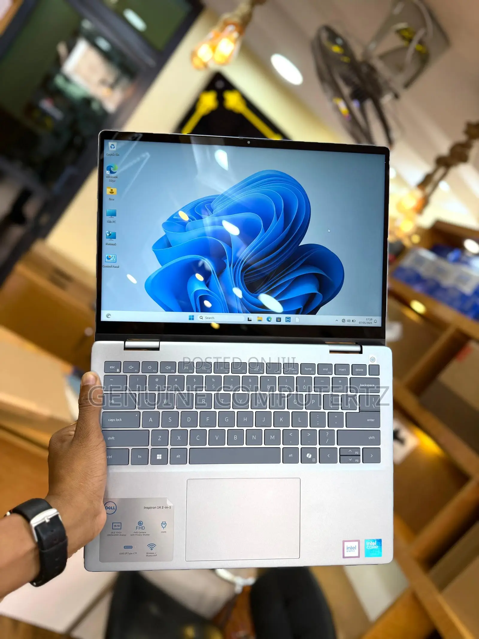 New Laptop Dell Inspiron 14 16GB Intel Core 7 SSD 1T