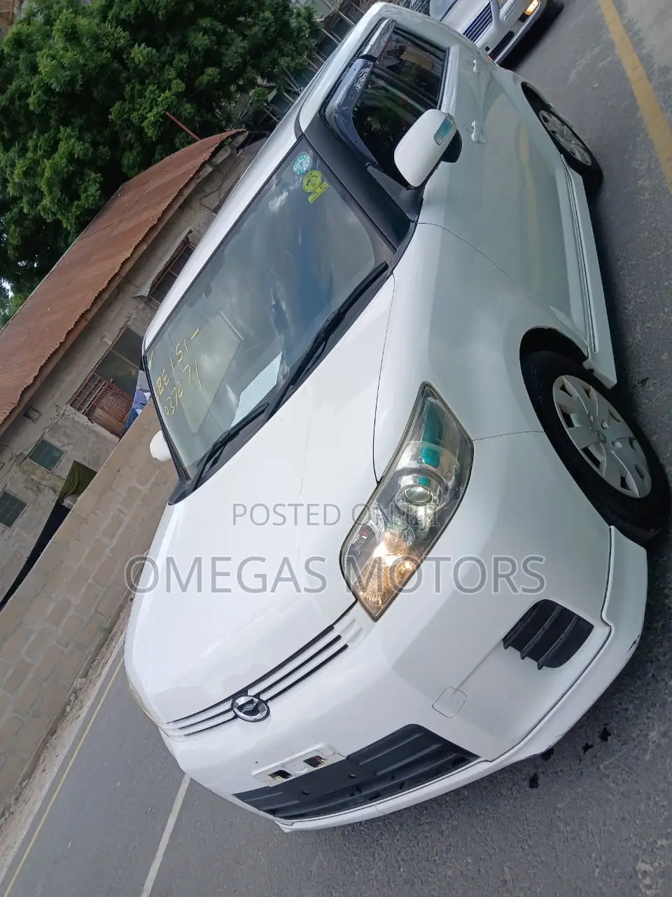 Toyota Corolla Rumion Hatchback 1.5 FWD 2008 White