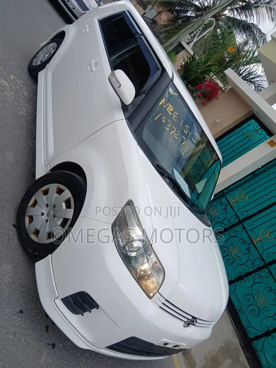 Toyota Corolla Rumion Hatchback 1.5 FWD 2008 White