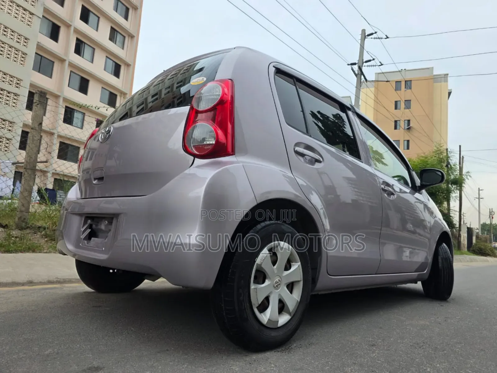 Toyota Passo 2011 Silver