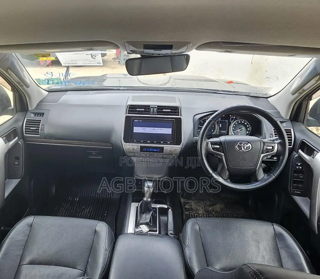 Toyota Land Cruiser Prado 2019 Black