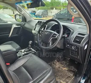 Toyota Land Cruiser Prado 2019 Black