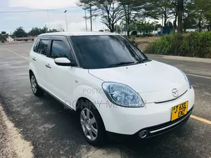 Mazda Verisa 2008 Black