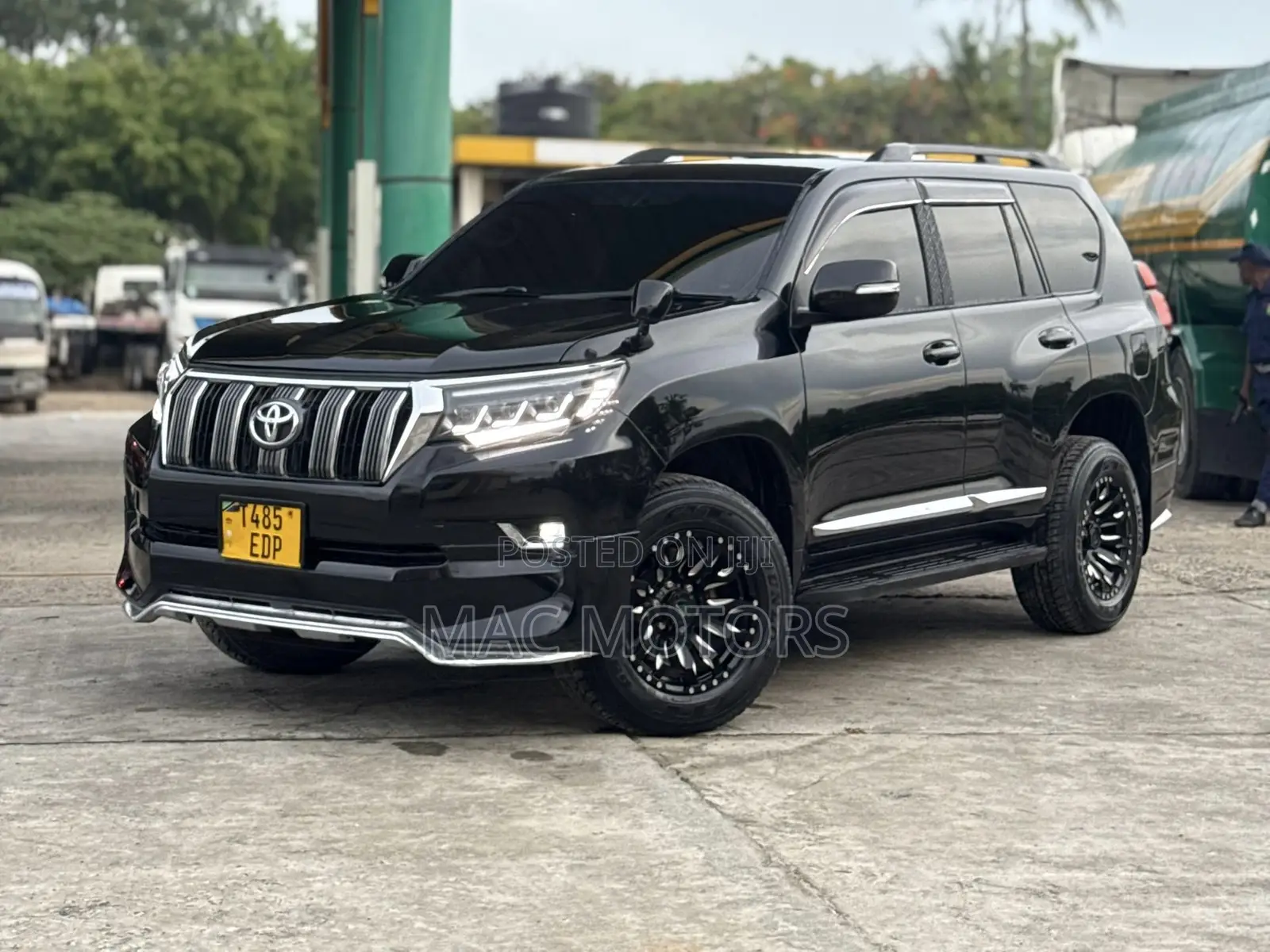 Toyota Land Cruiser Prado 2.8 2018 Black