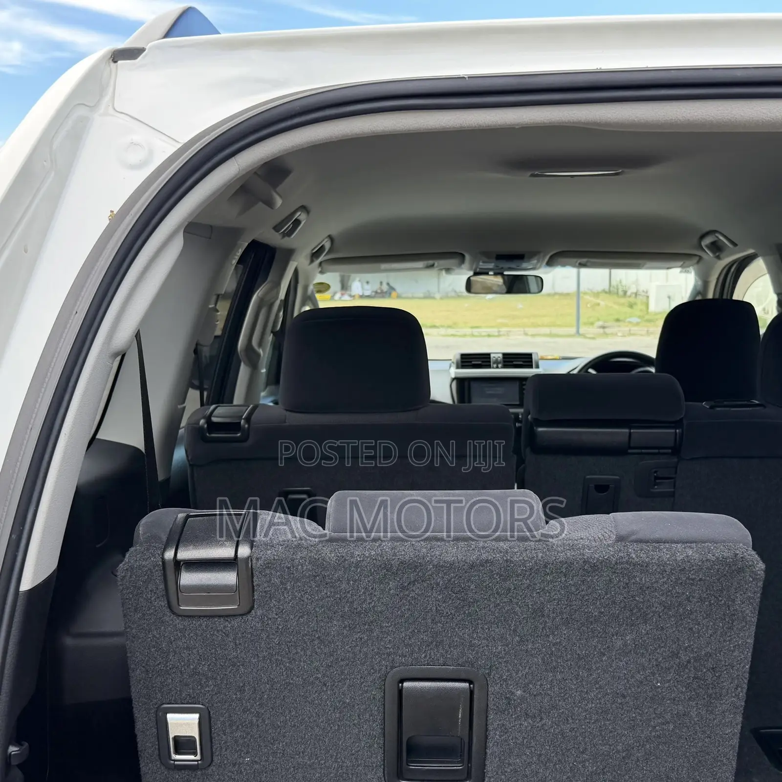 Toyota Land Cruiser Prado 2016 White