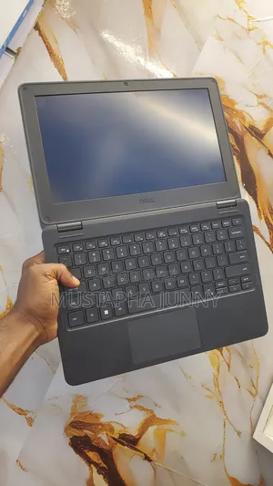 Laptop Dell Latitude 3120 4GB Intel Celeron SSD 128GB
