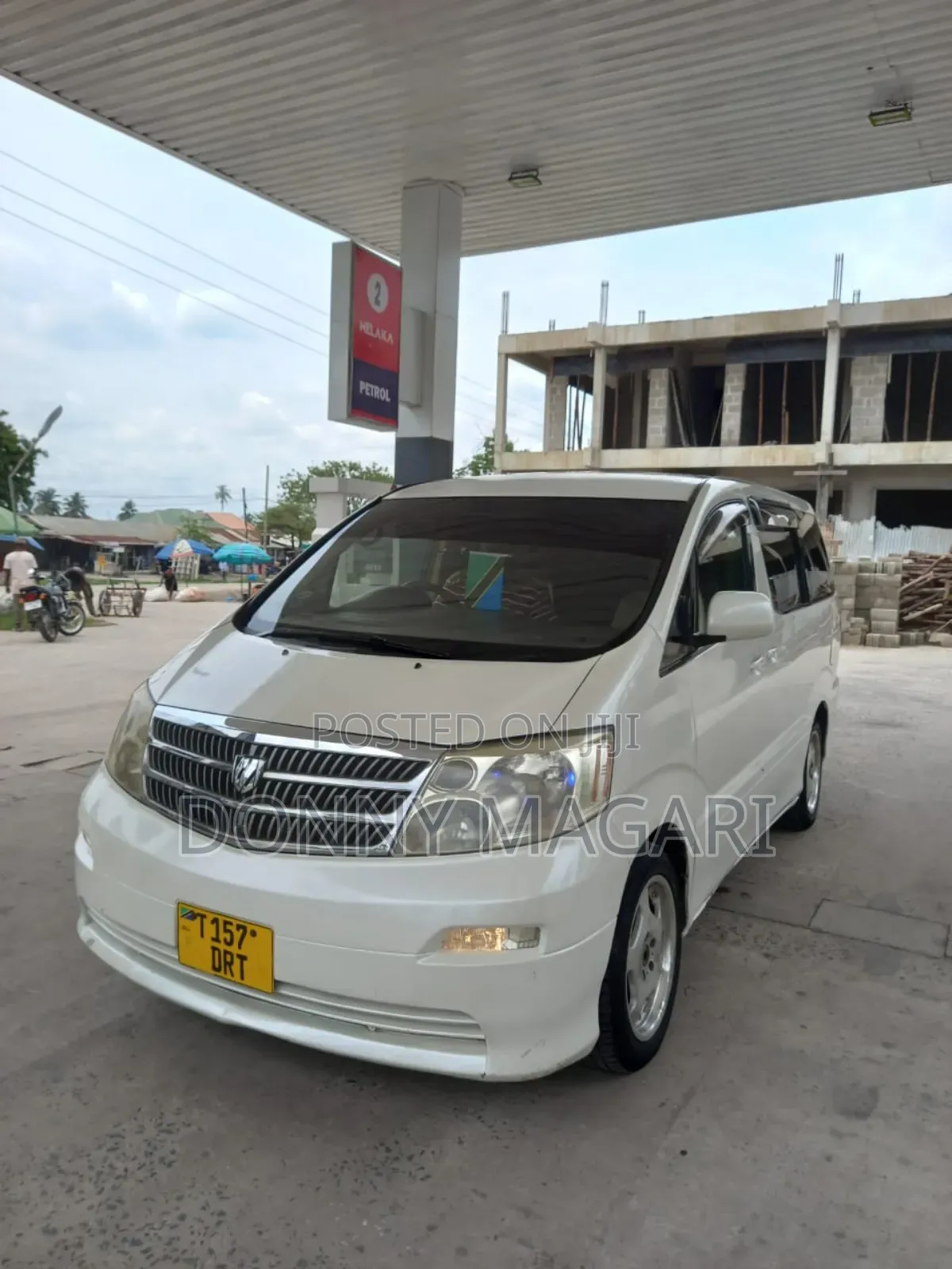 Toyota Alphard 2.4 Petrol AWD 2006 White