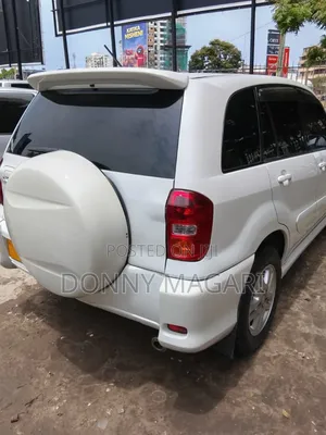Toyota RAV4 2005 White