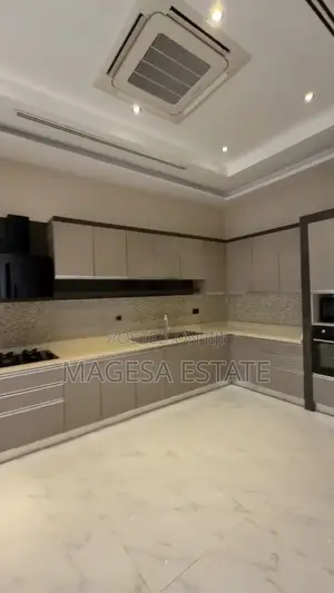 Furnished 3bdrm Penthouse in Masaki for sale