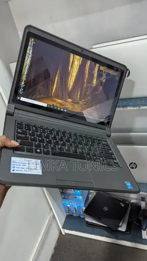 New Laptop Dell Latitude 13 3340 8GB Intel Core i3 HDD 500GB