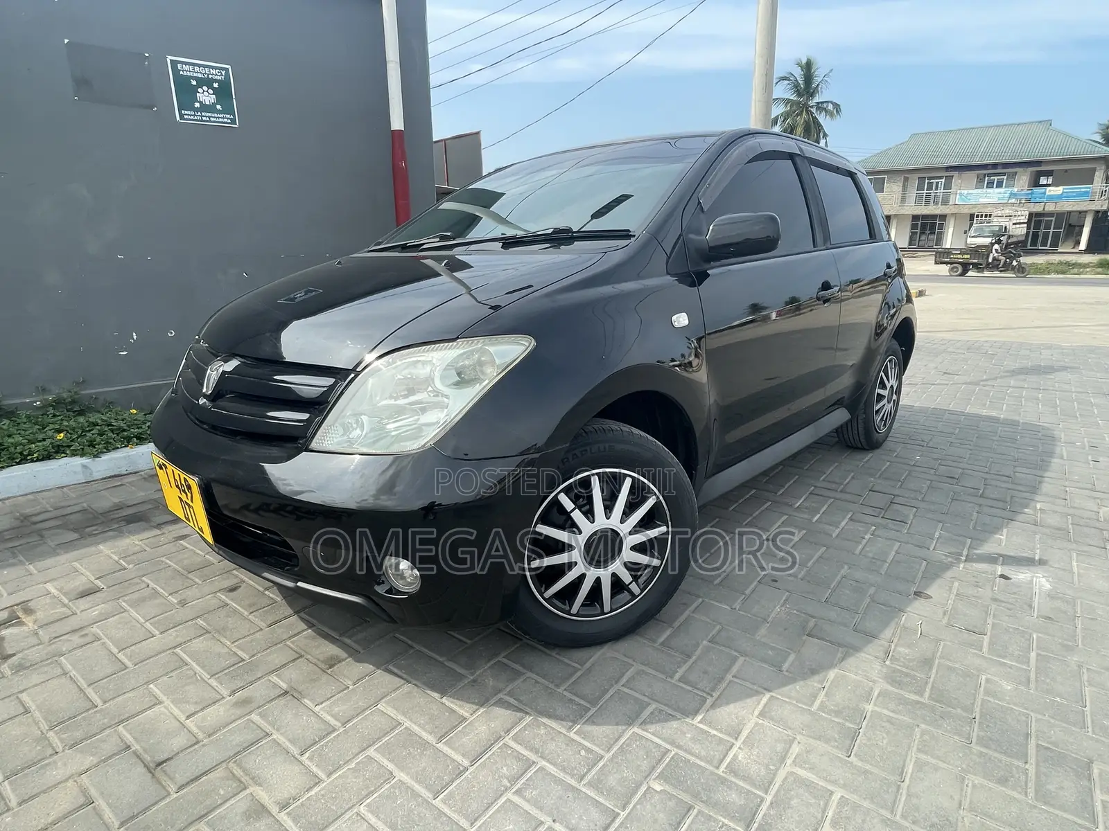 Toyota IST 2004 Black