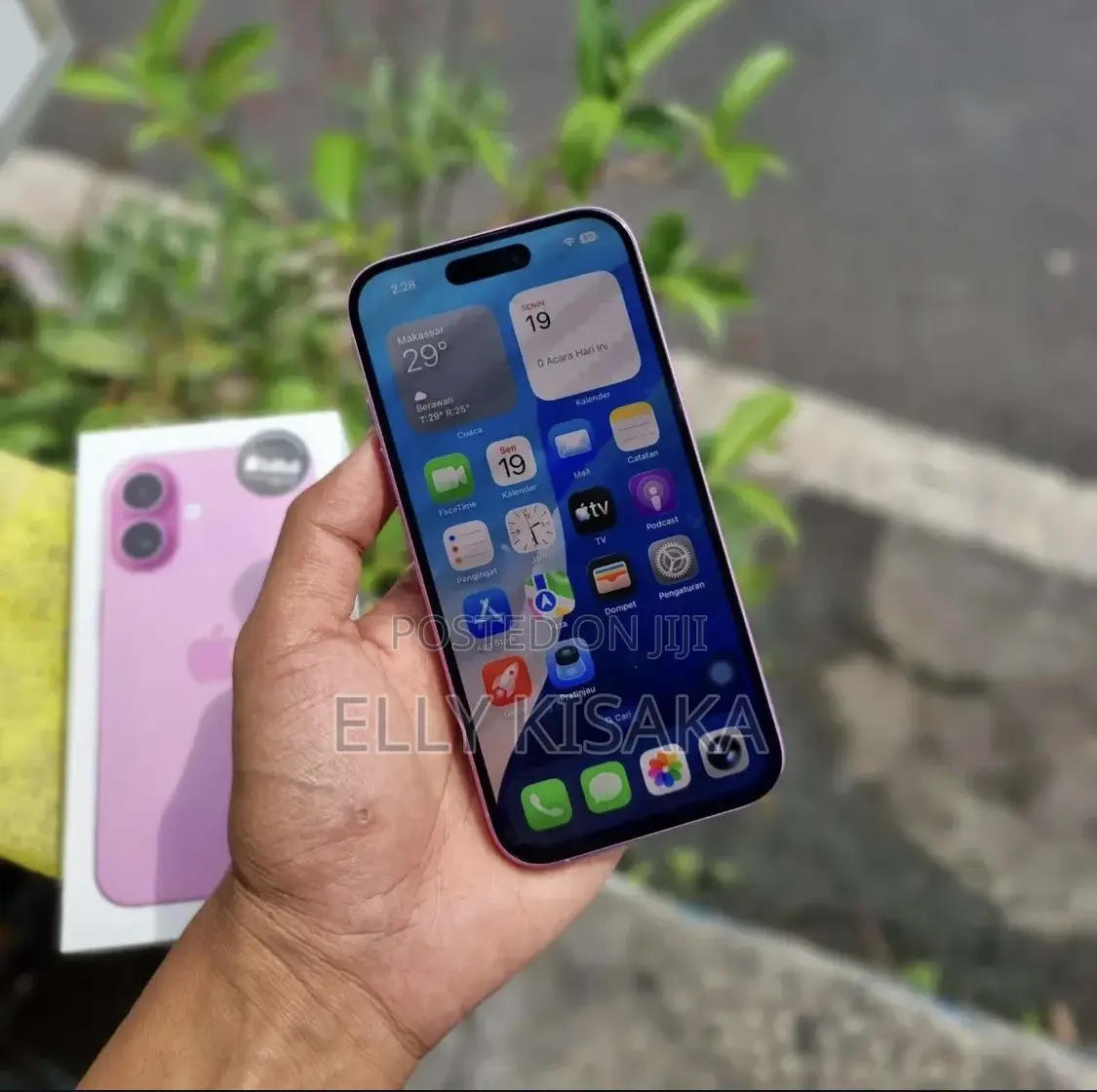 New Apple iPhone 16 128 GB Pink