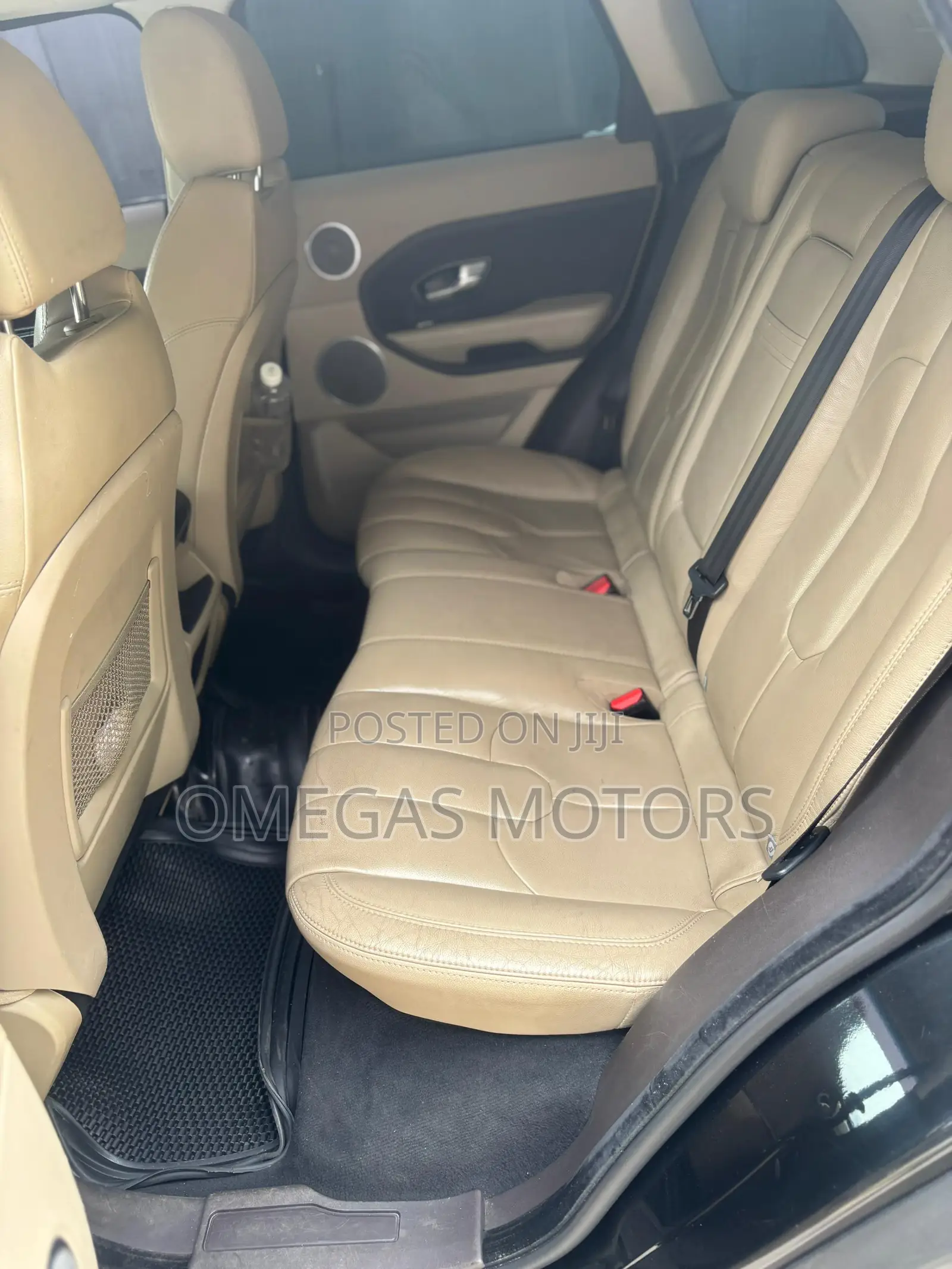 Land Rover Range Rover Evoque Pure AWD 5-Door 2013 Black