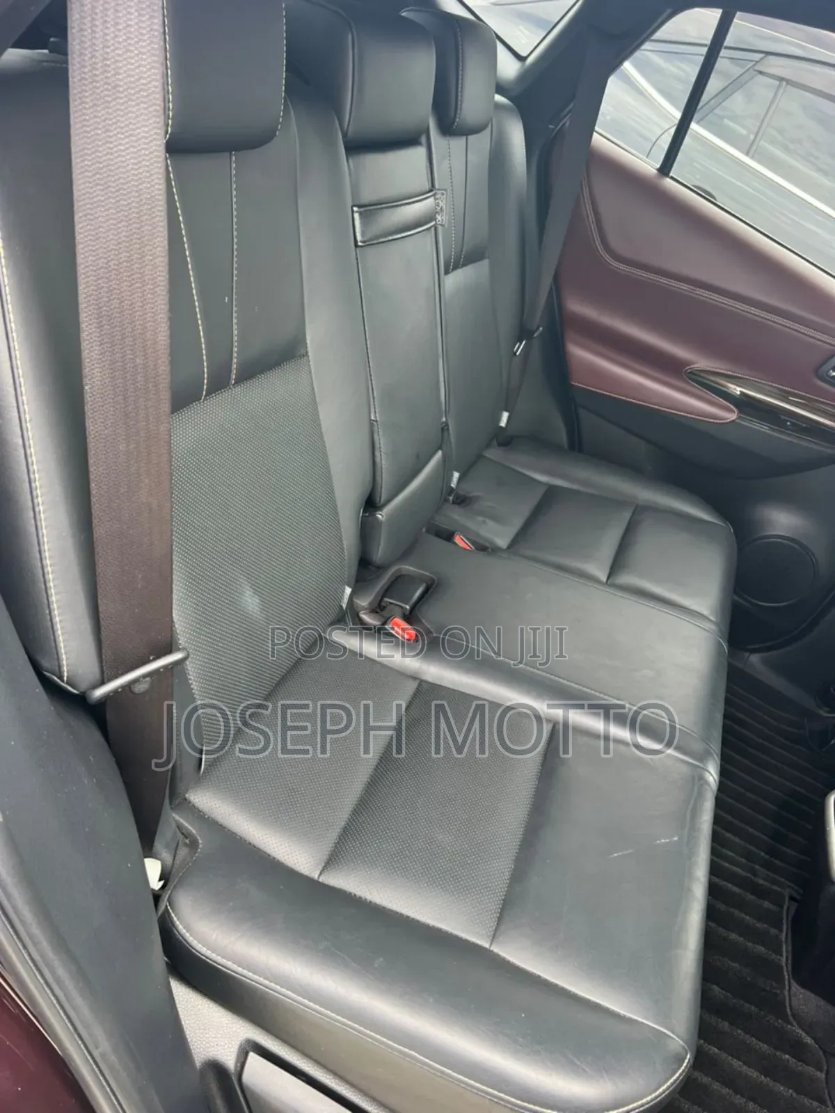 Toyota Harrier 2.0 2016 Black