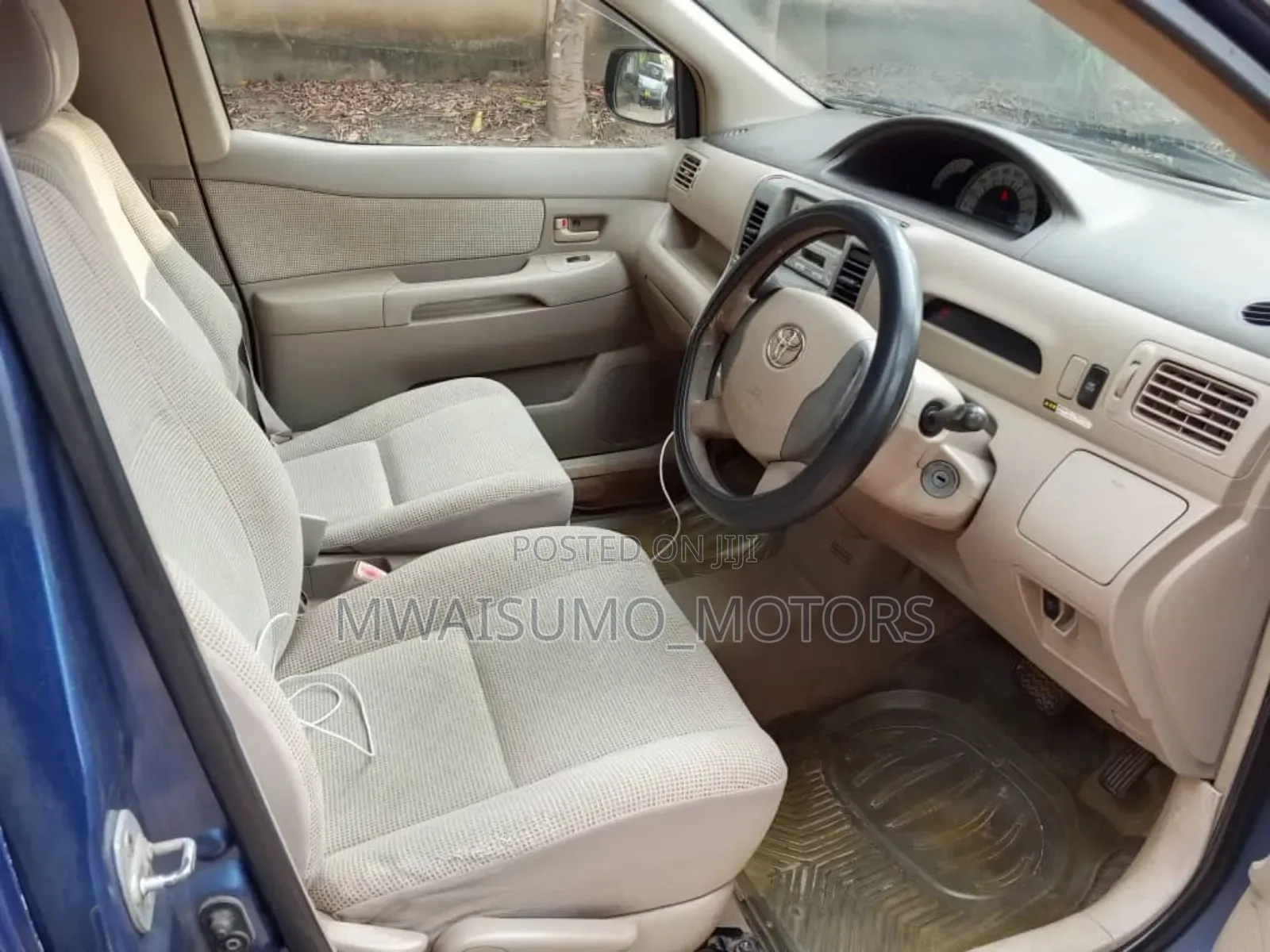 Toyota Raum 2003 Blue