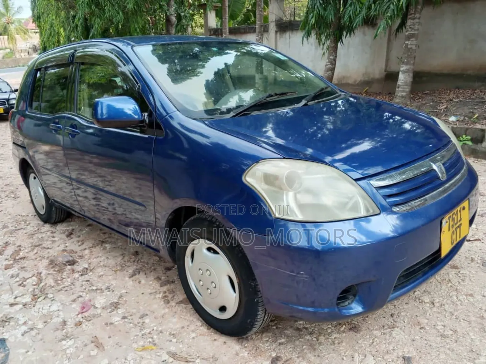 Toyota Raum 2003 Blue