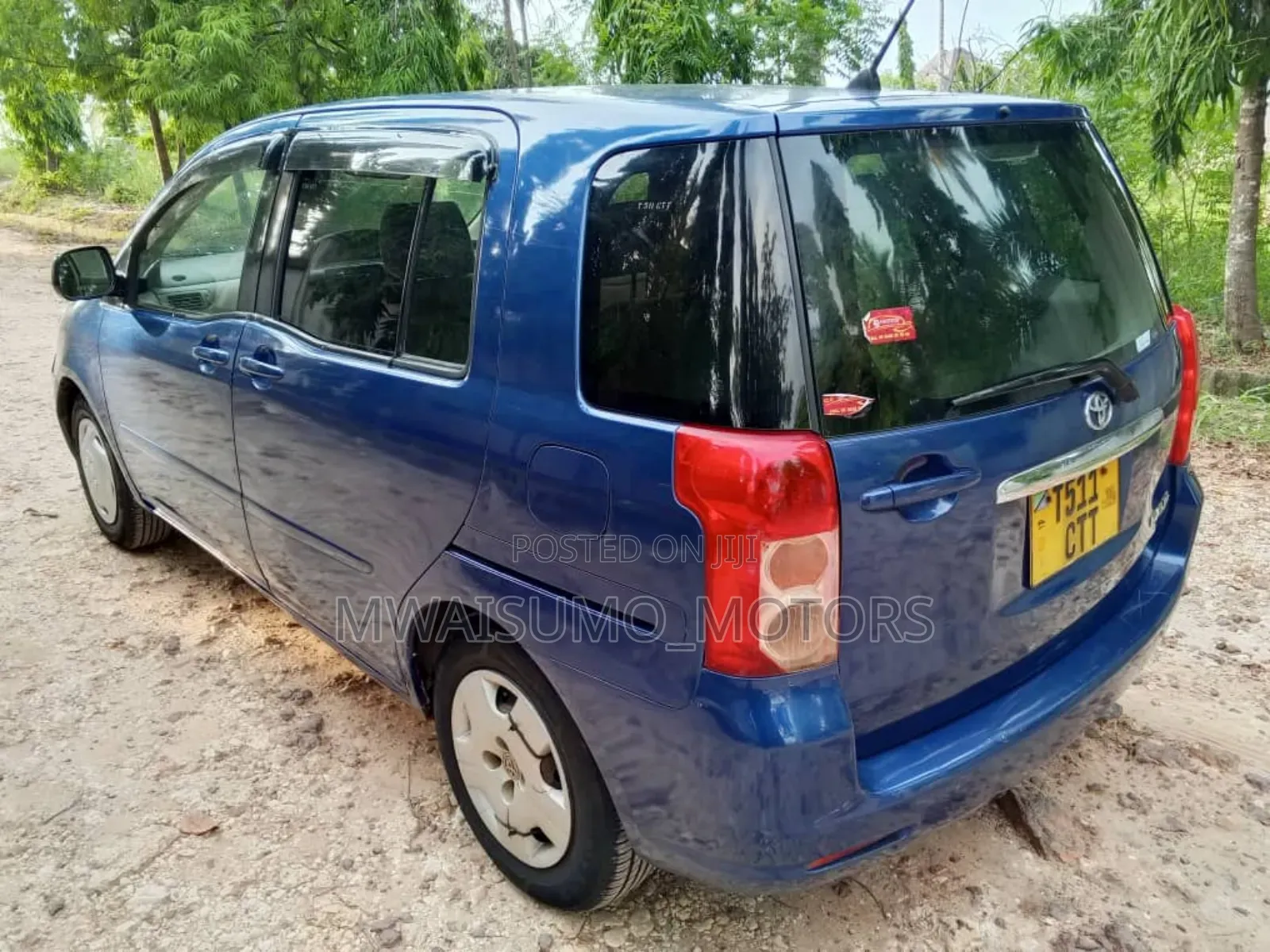 Toyota Raum 2003 Blue