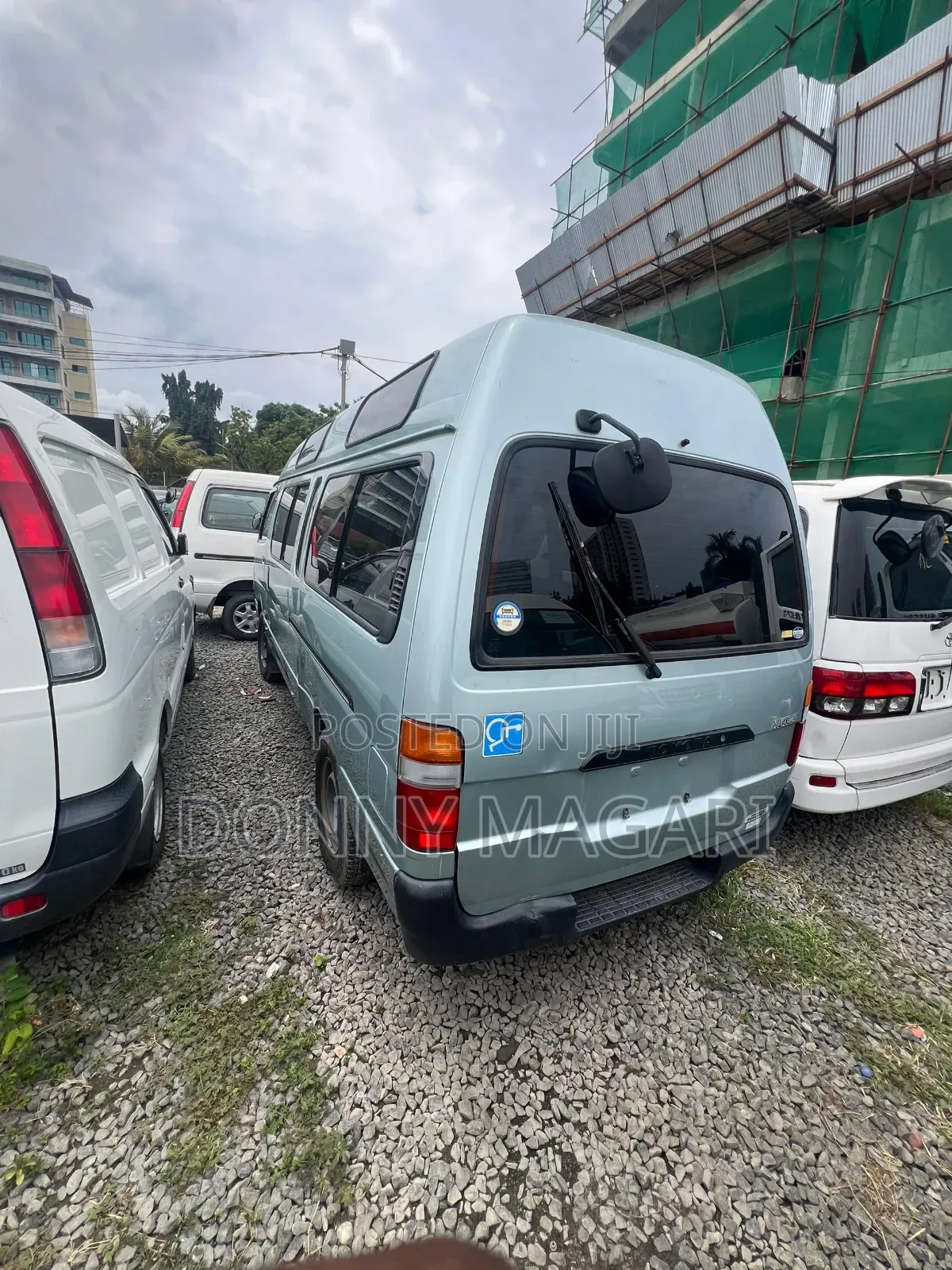 Toyota HiAce 2005 Grey