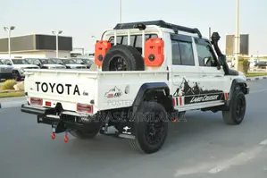 Toyota Land Cruiser 79 Series 2022 Pearl