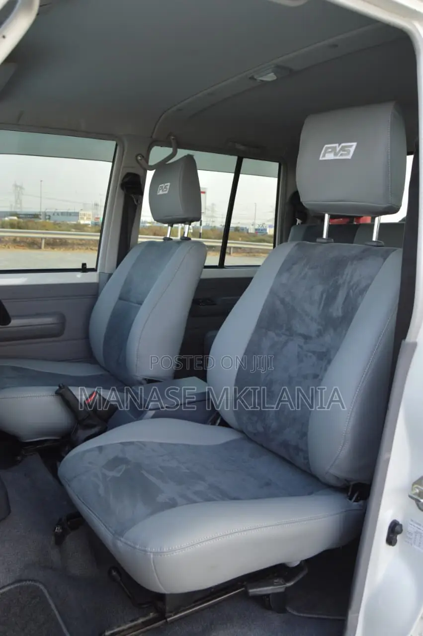 Toyota Land Cruiser 79 Series 2022 Pearl
