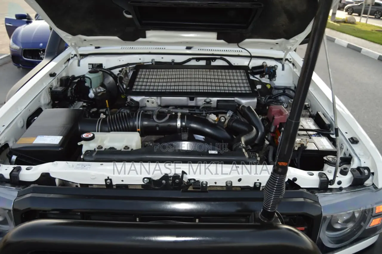 Toyota Land Cruiser 79 Series 2022 Pearl