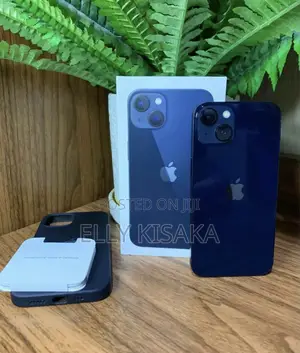 New Apple iPhone 13 128 GB Blue