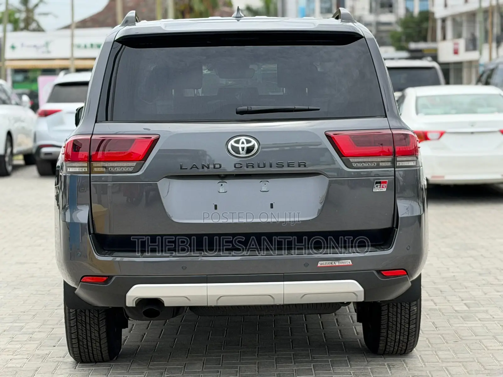 Toyota Land Cruiser 2024 Gray