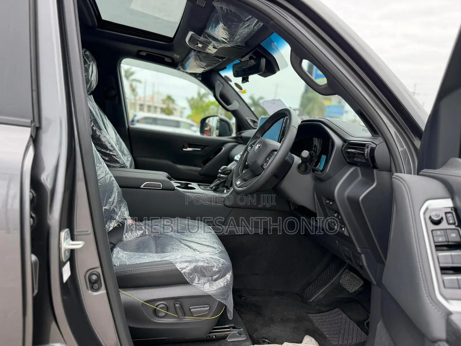 Toyota Land Cruiser 2024 Gray