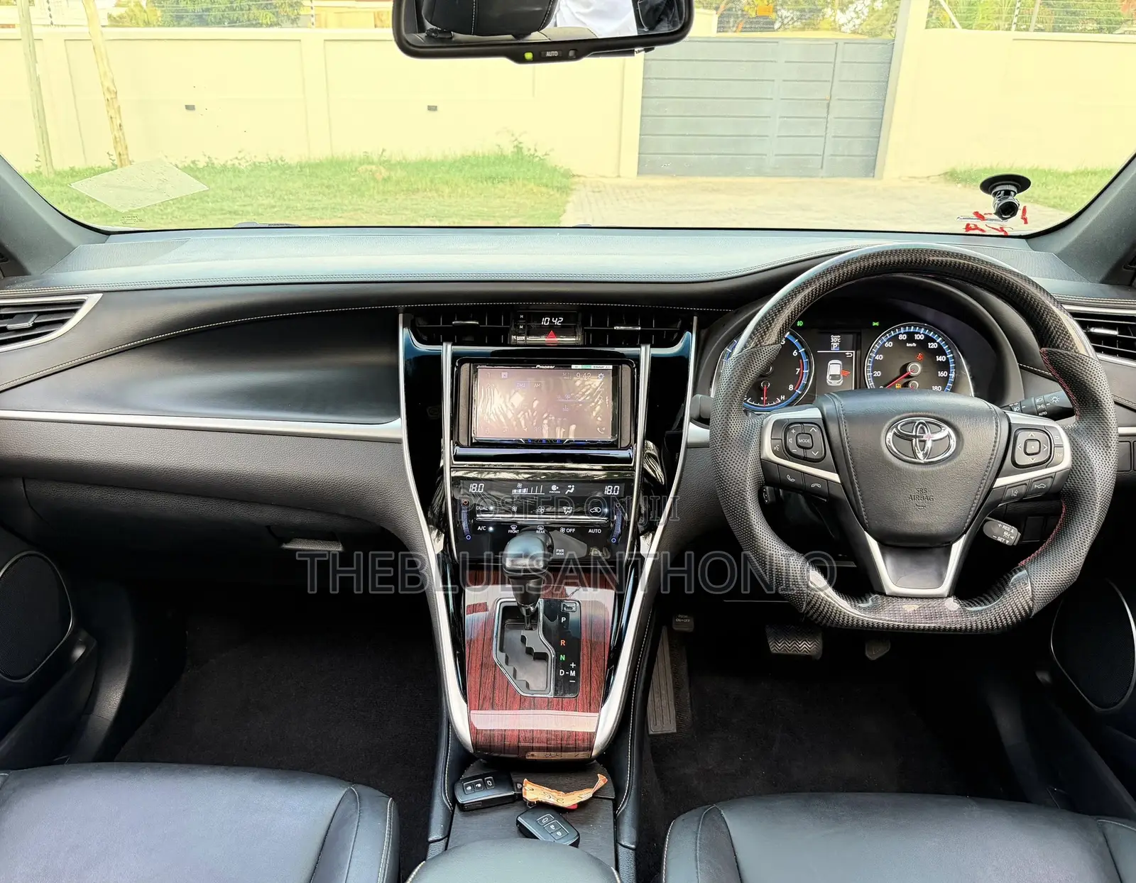 Toyota Harrier 2015 White