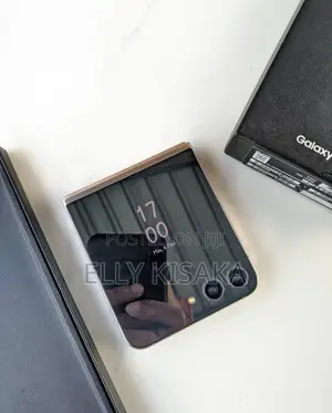 New Samsung Galaxy Z Flip 5 256 GB Black