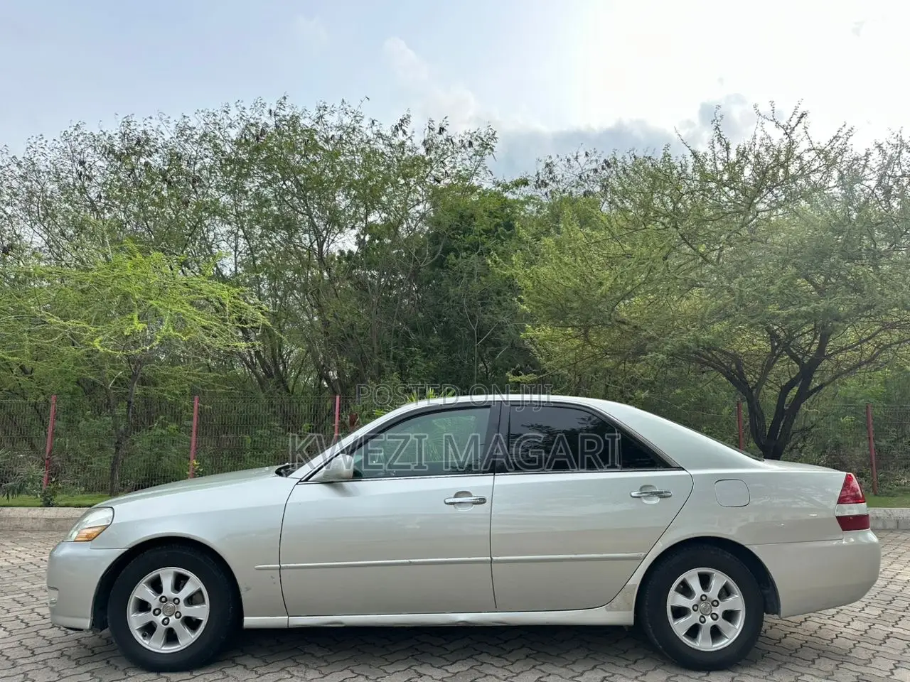 Toyota Mark II 2002 Silver